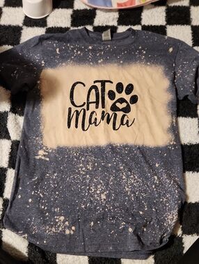 Gildan Navy Blue and Cream "Cat Mama" Short Sleeve Tee